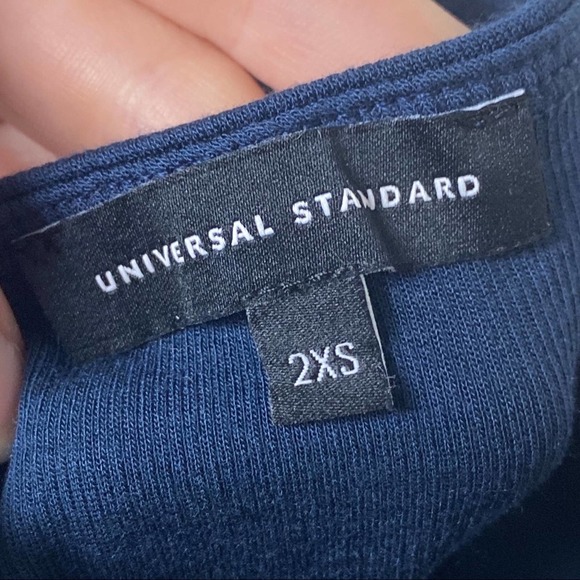 UNIVERSAL STANDARD foundation navy bandeau top - Picture 4 of 6